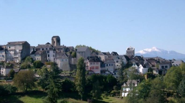 Le Saint Pierre Quartier Historique D'Oloron Sainte Marie Appartement Buitenkant foto